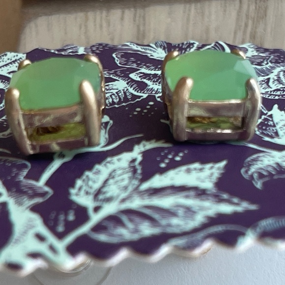 Garden Green Gumdrop Stud Earrings - Spring Trend - Picture 2 of 5